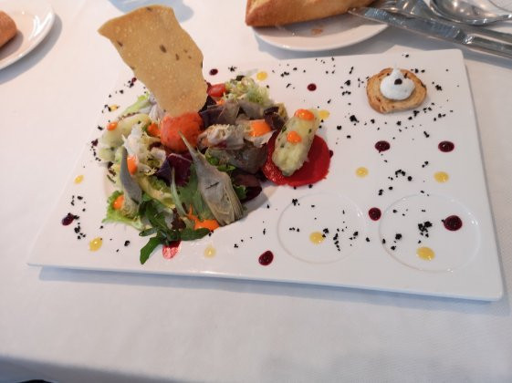 Hotel Masmonzon主图