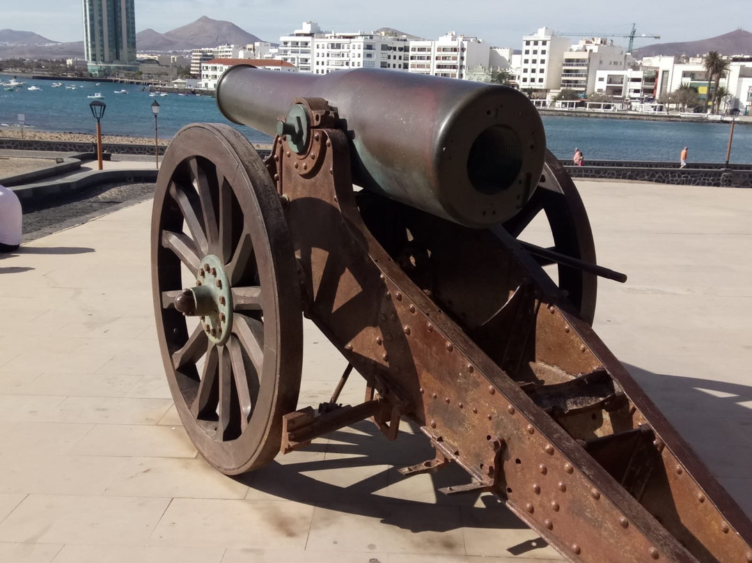 Parroquia de Nuestra Senora Del Carmen-布兰卡滩必去景点