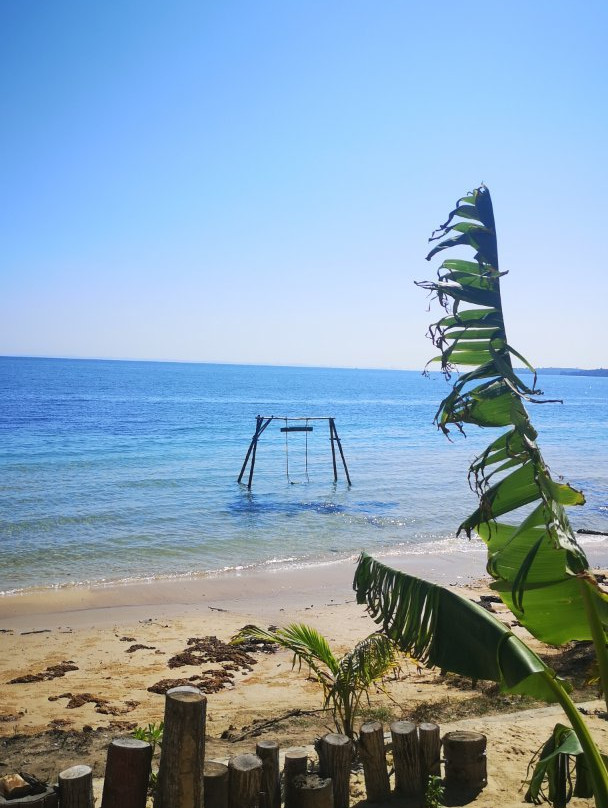 Naroth Beach Bungalow主图