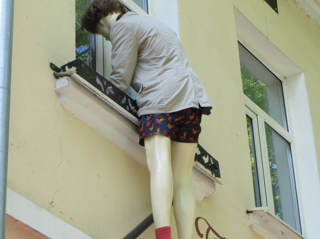 Monument to the Lover-布雷斯特必去景点