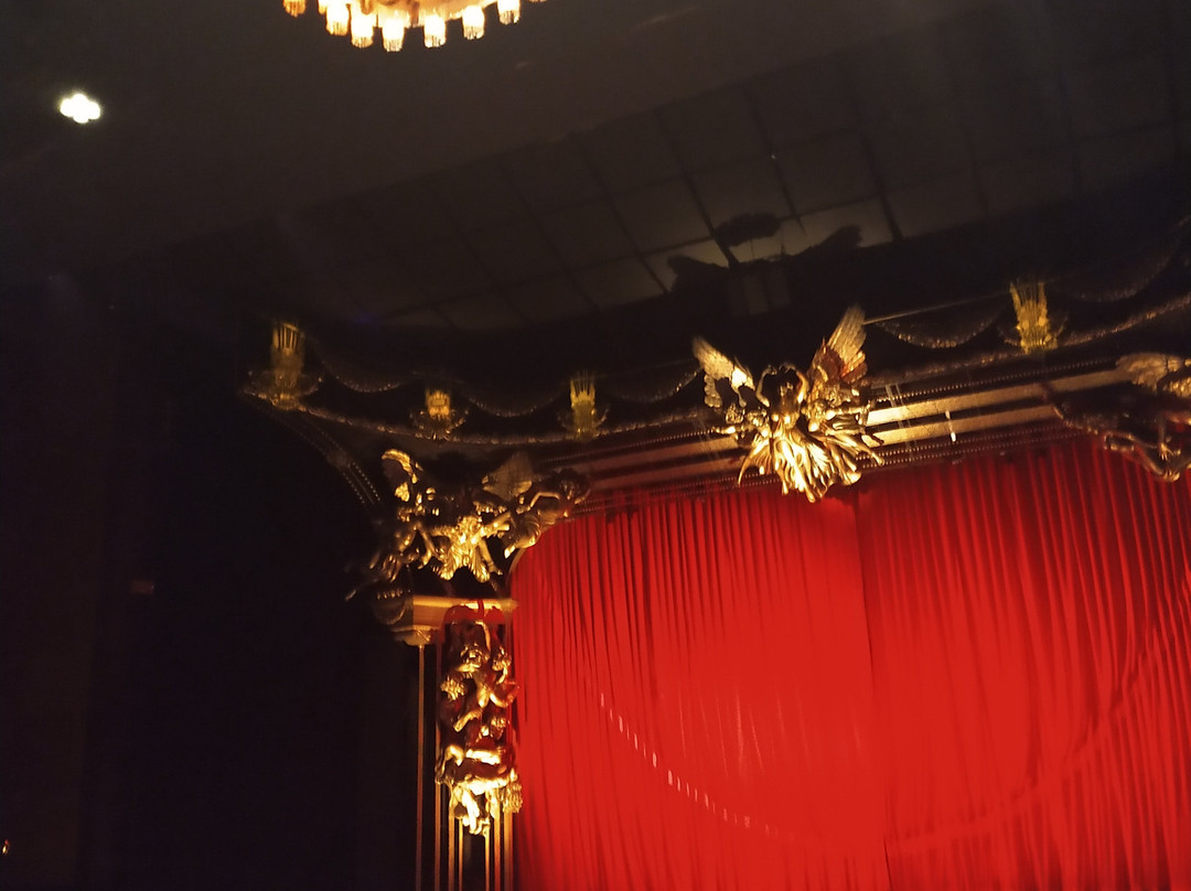 Renault Theatre - The Phantom of the Opera景点图片