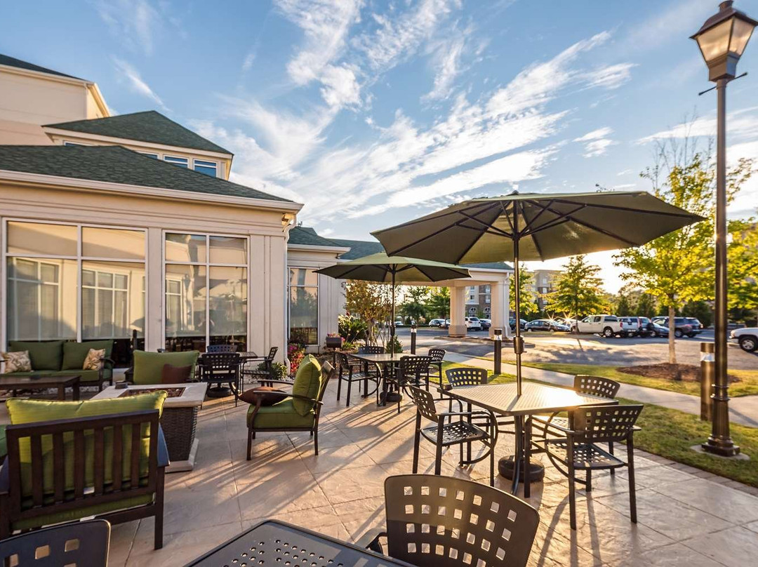 奥古斯塔希尔顿花园酒店主图