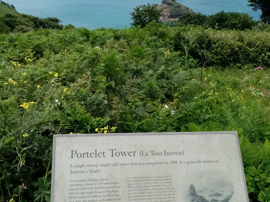 Portelet Bay景点图片