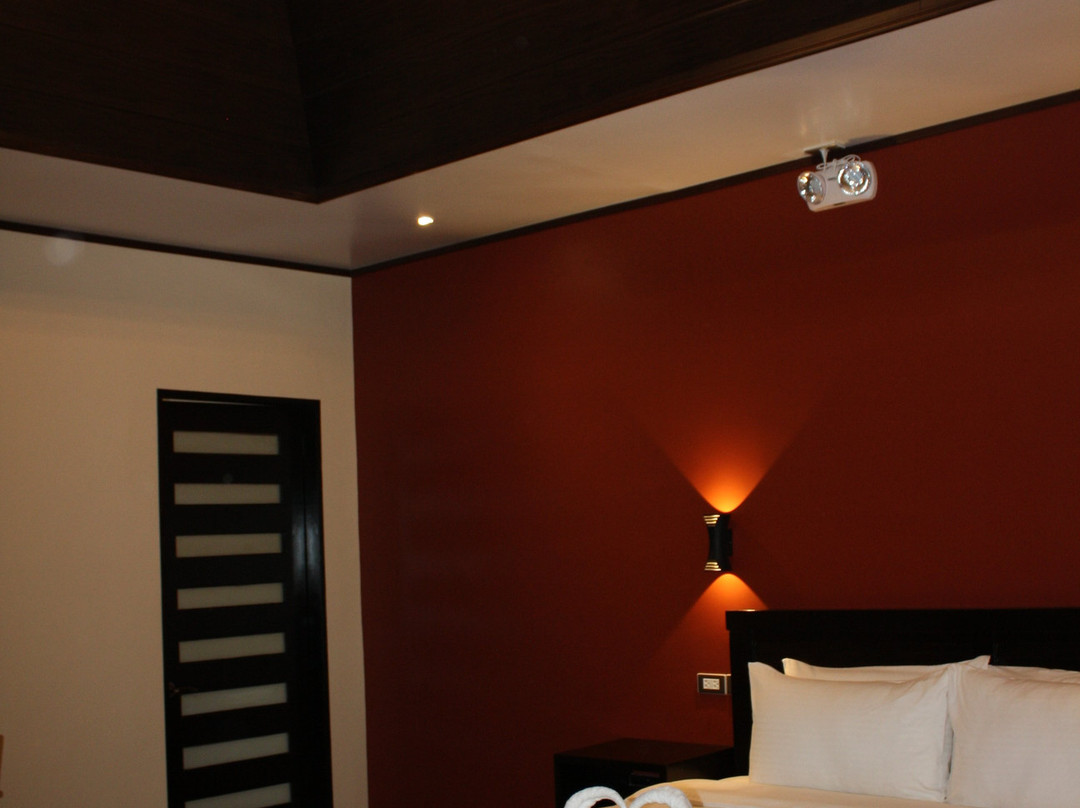 Hidden Jewel Resort主图