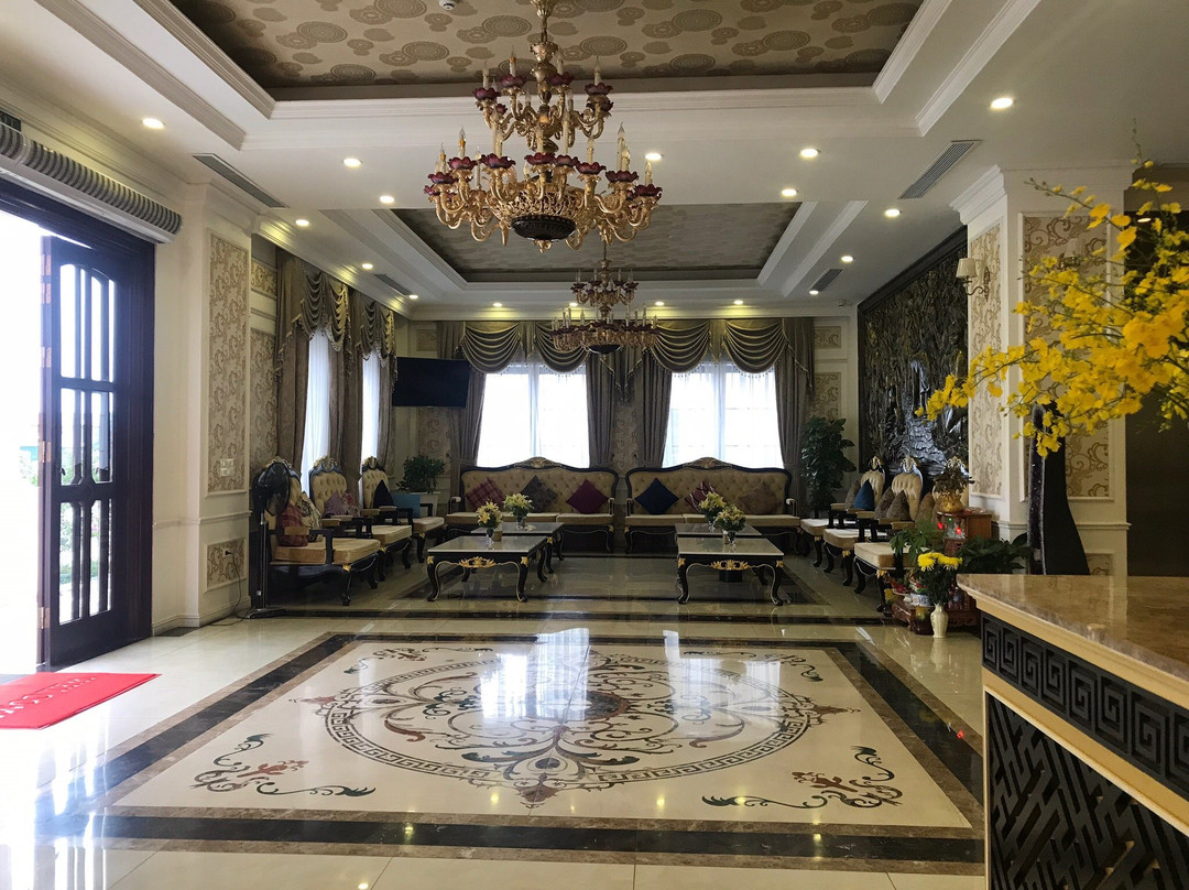 Grand Hotel主图