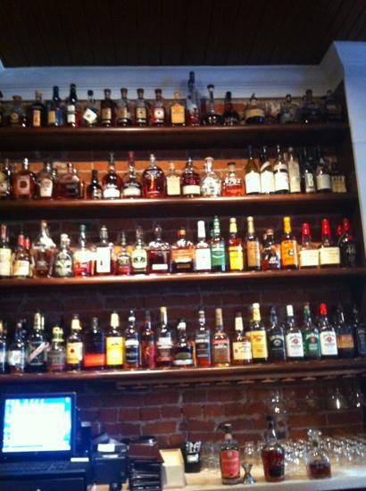 Fort Mitchell旅游景点-Old Kentucky Bourbon Bar