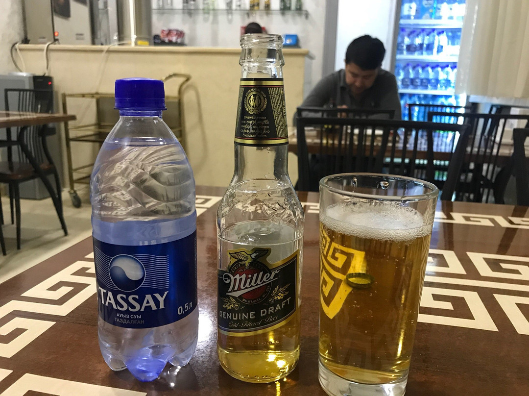 皇家汽油酒店主图