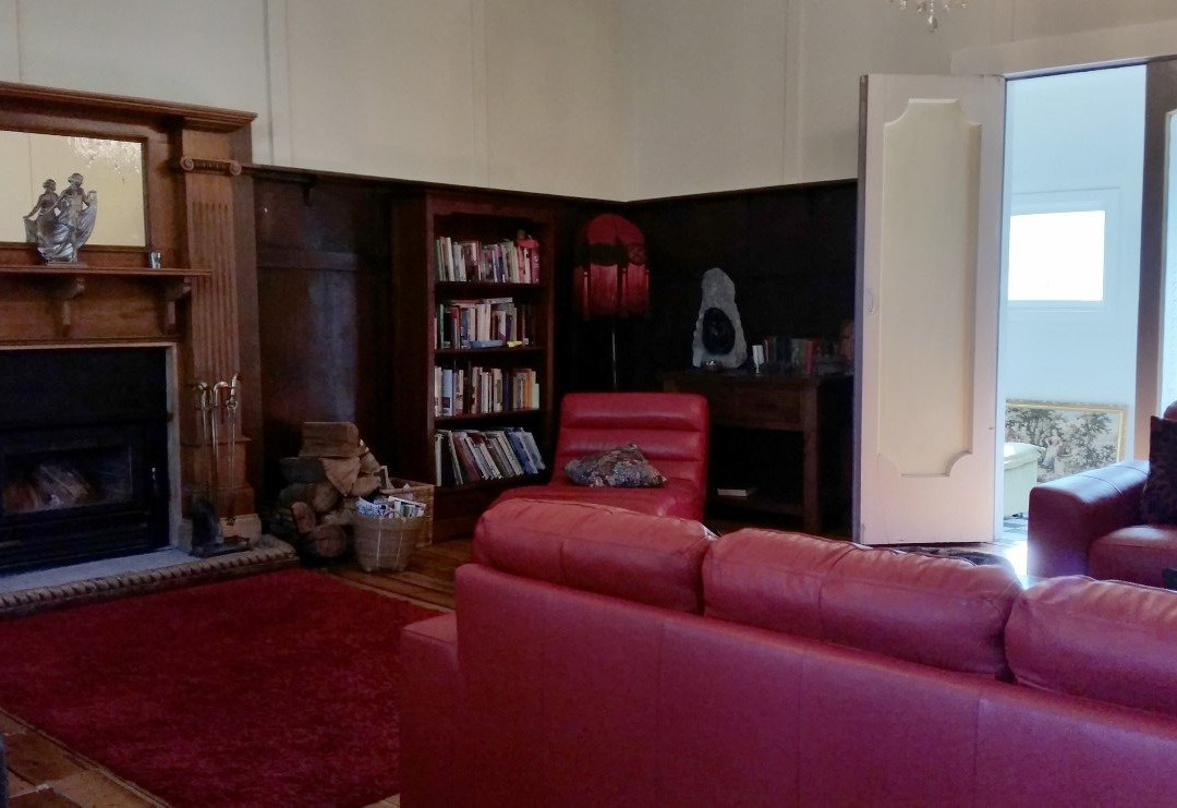 Continental House主图