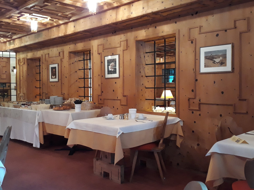 雷斯科奈罗夫酒店主图