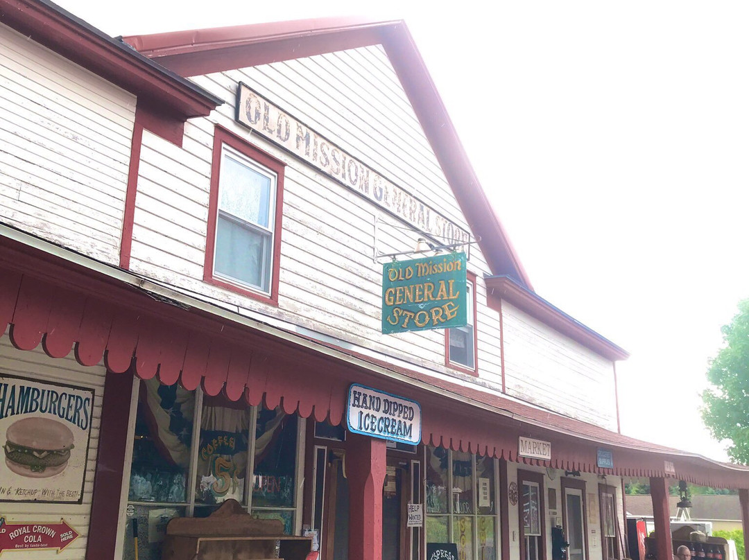 Old Mission General Store-特拉弗斯城必去景点