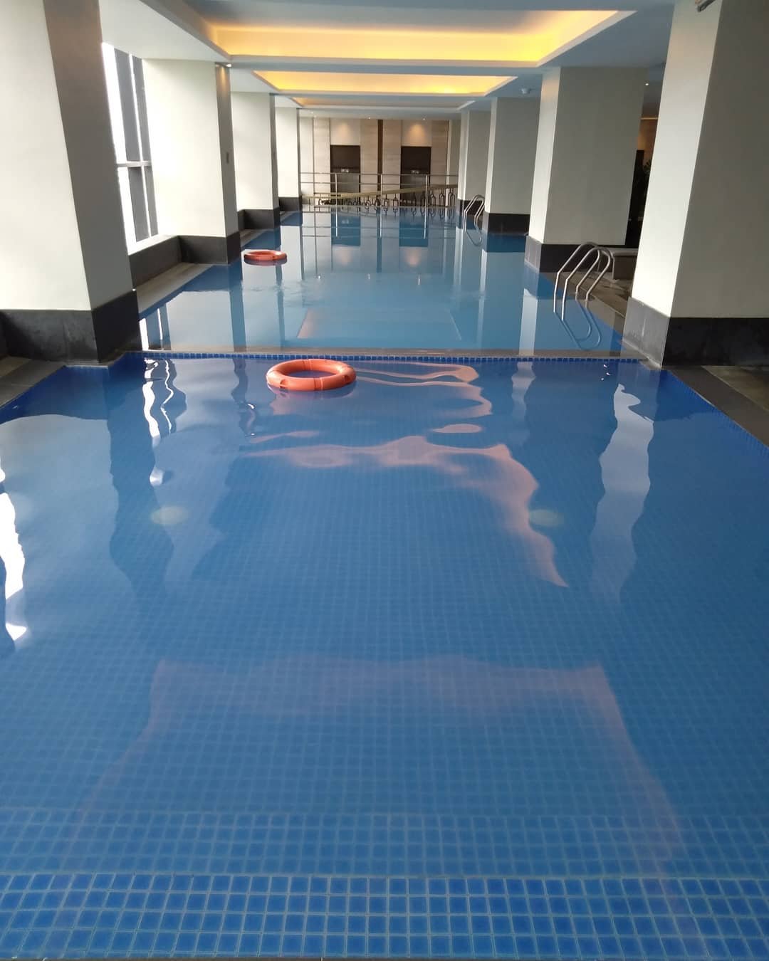 Summit Galleria Cebu-泳池