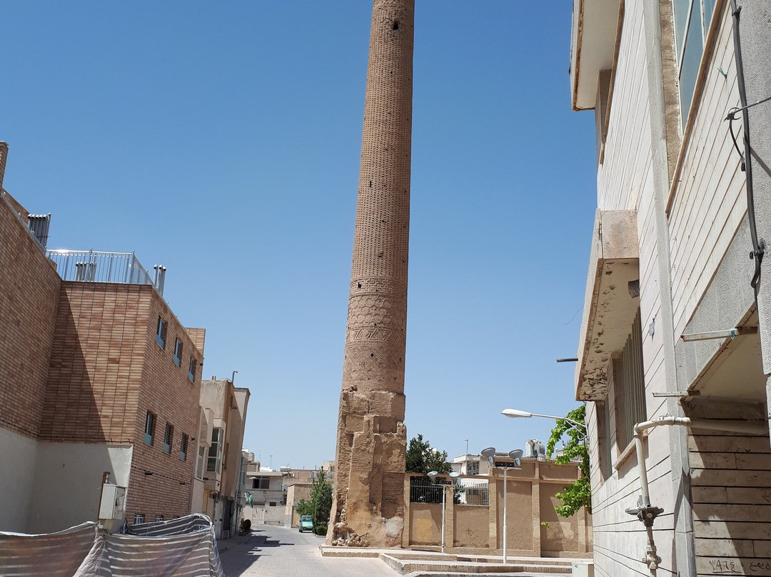 Minar Chihil Dukhtaran-Isfahan必去景点