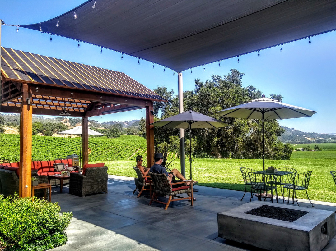 Robert Young Estate Winery景点图片