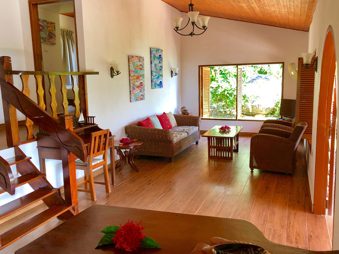 Le Grand Bleu Villas主图