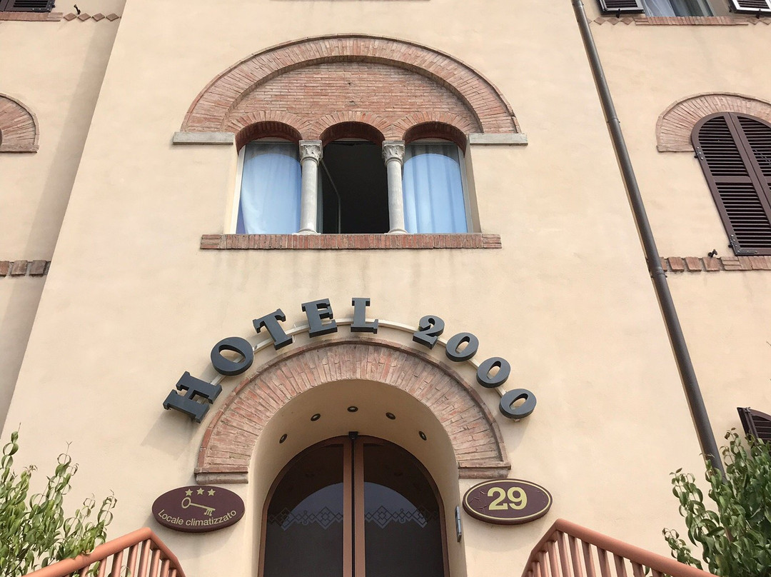Hotel 2000主图