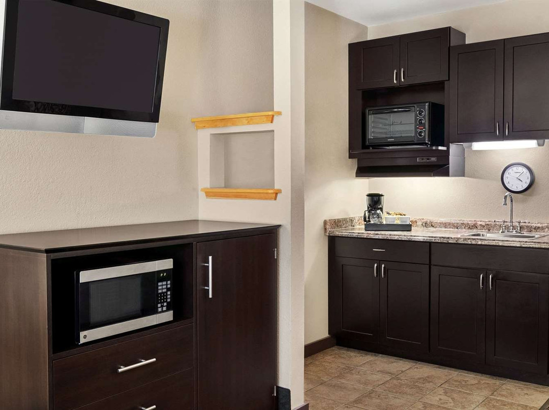 Baymont Inn & Suites Prince George at Fort Lee主图