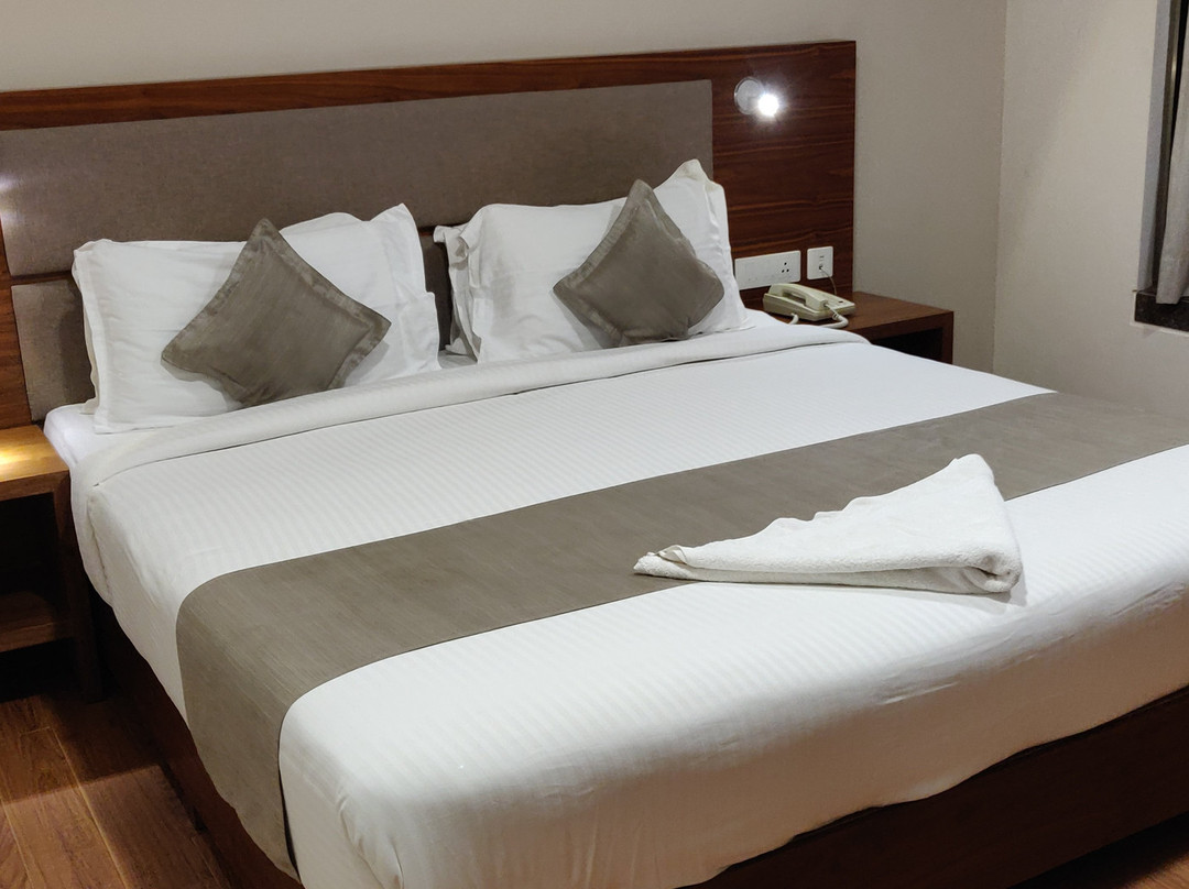 Hotel The Basil Park主图