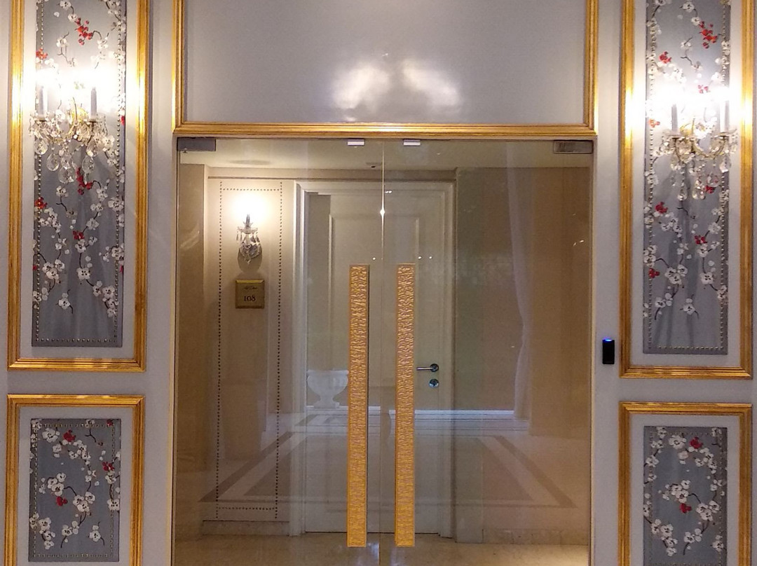 Art Deco Luxury Hotel & Residence主图