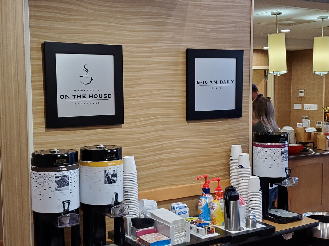 Hampton Inn & Suites Denver/South-RidgeGate主图