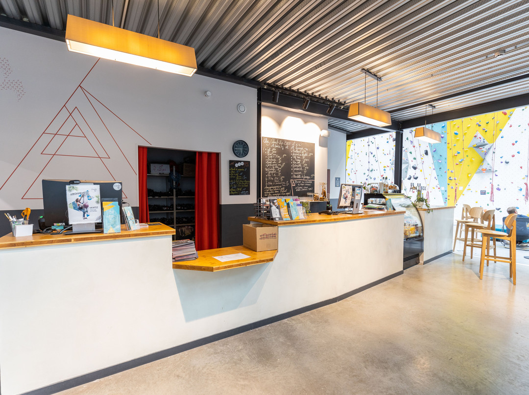 Climb Up-布列斯特必去景点