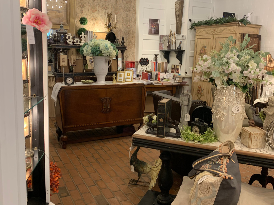 The Black Swan-Mount Dora必去景点