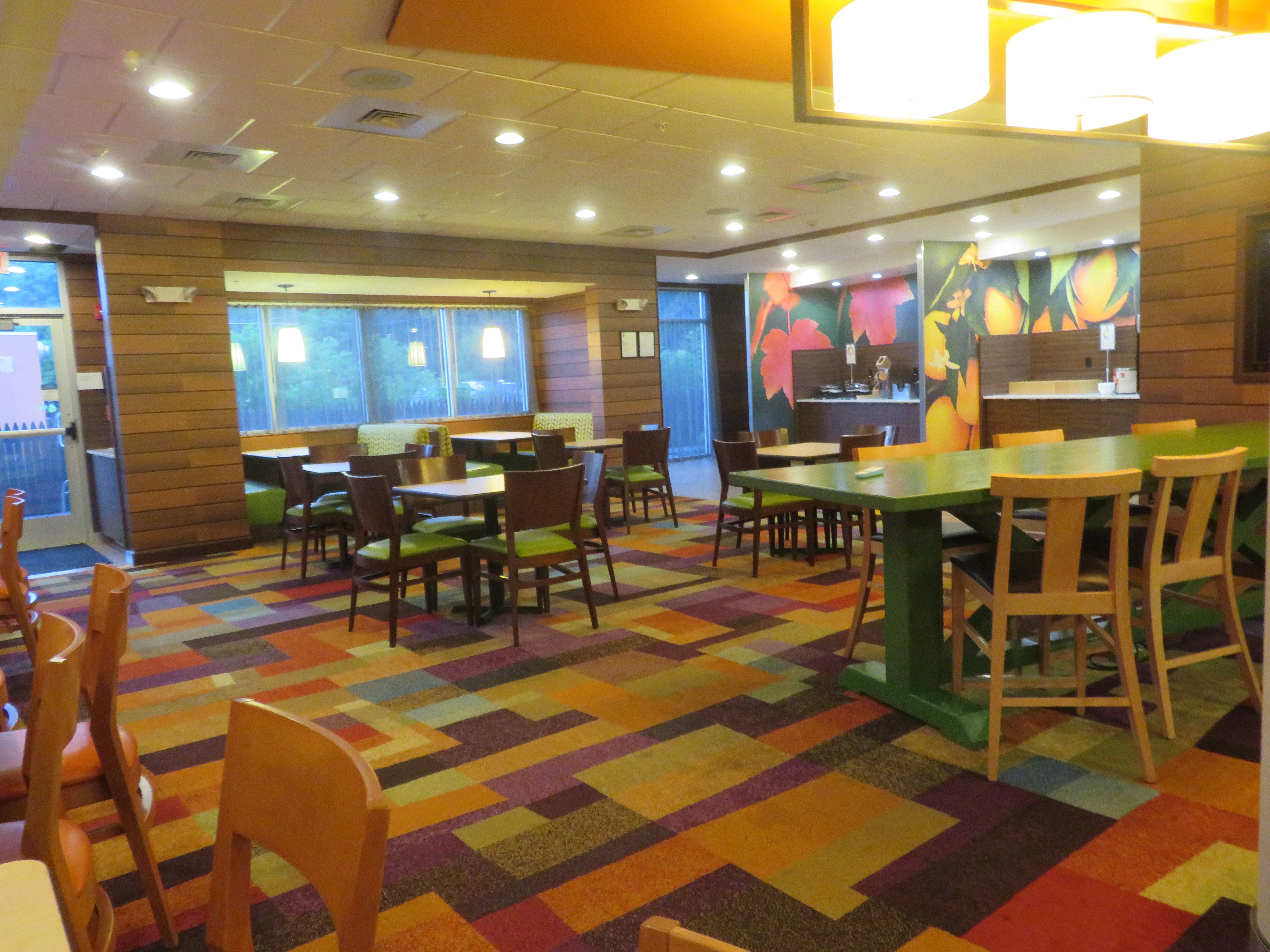 Fairfield Inn & Suites Ithaca-餐饮