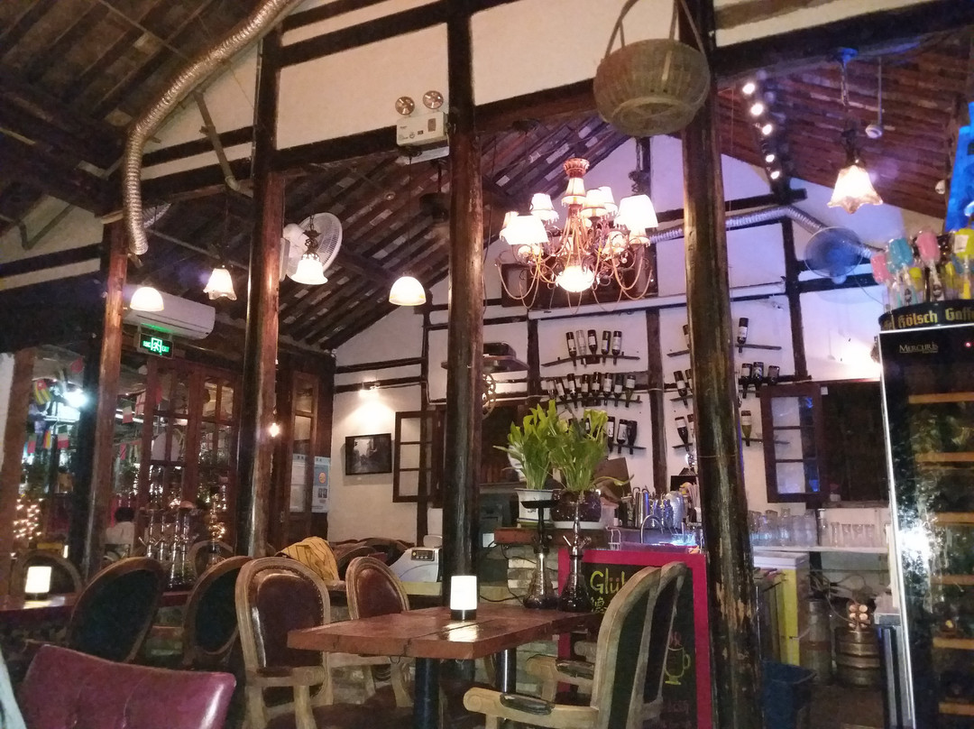 漫步者-上海市必去景点