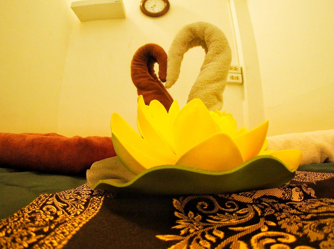 Ruan paweena thaimassage景点图片