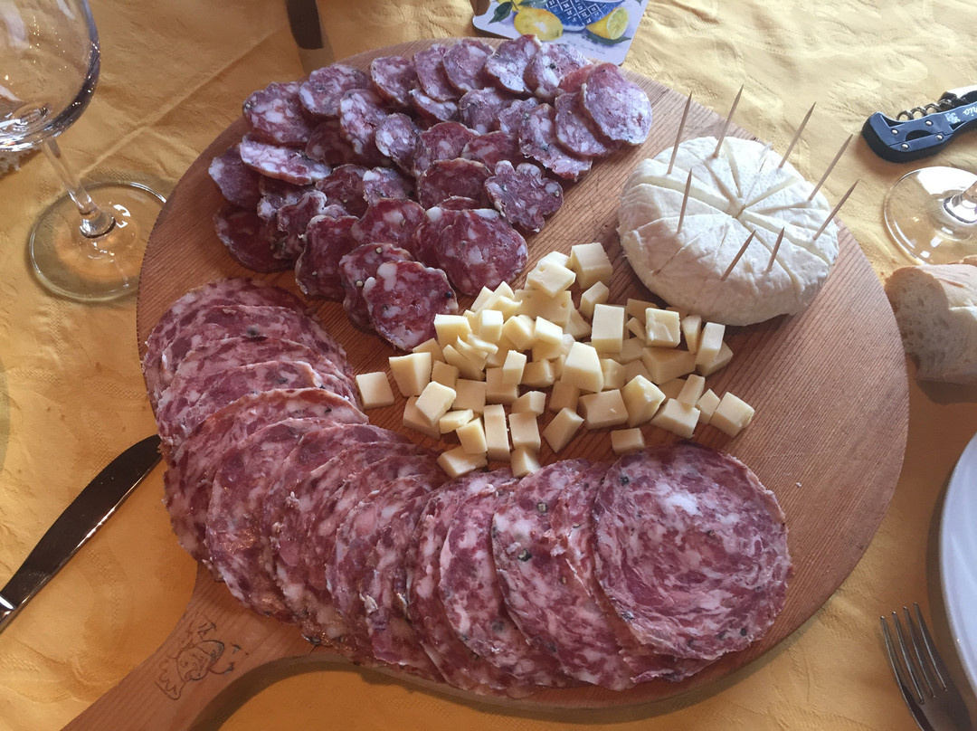 V&V Piemontesando-阿斯蒂必去景点