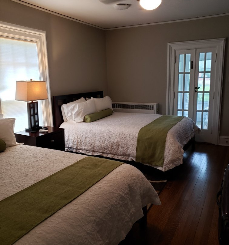 Brackett House Bed and Breakfast主图