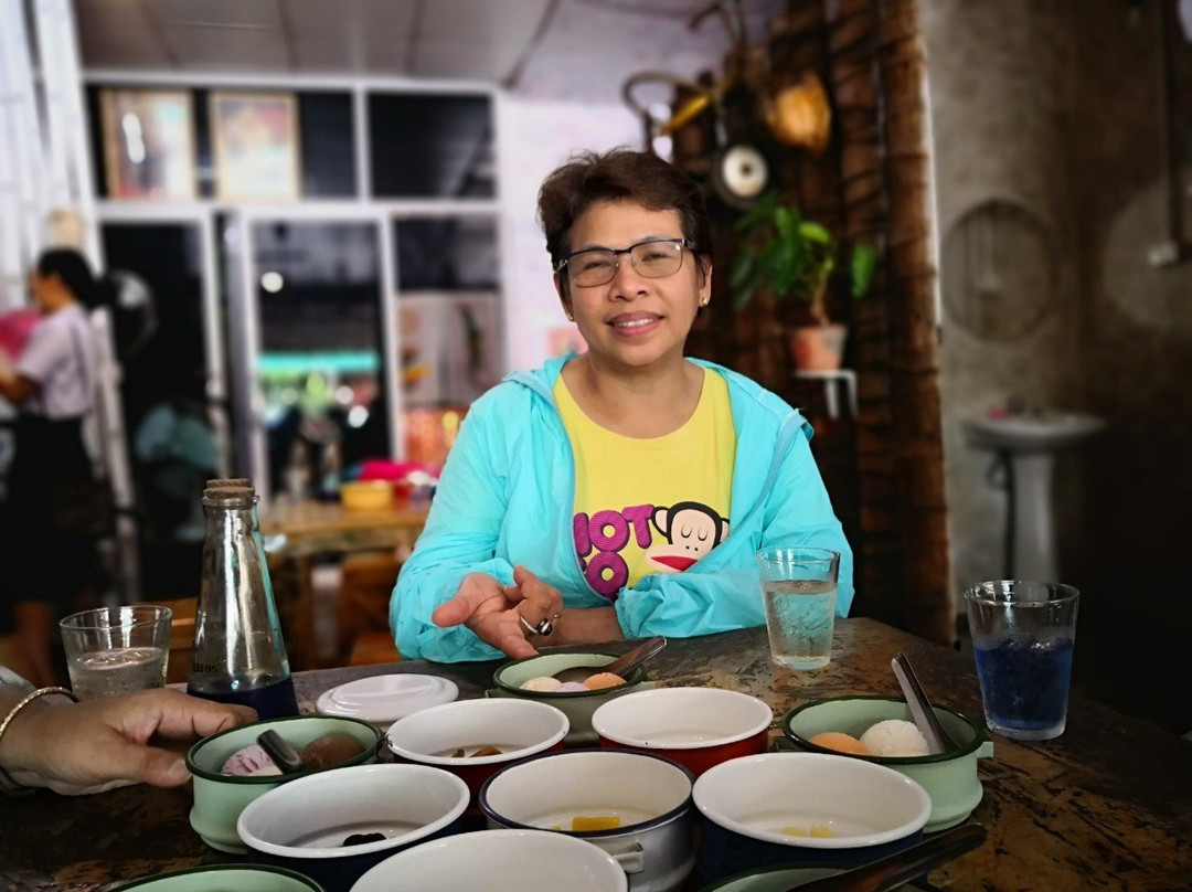 Wat Yai Suwannaram景点图片