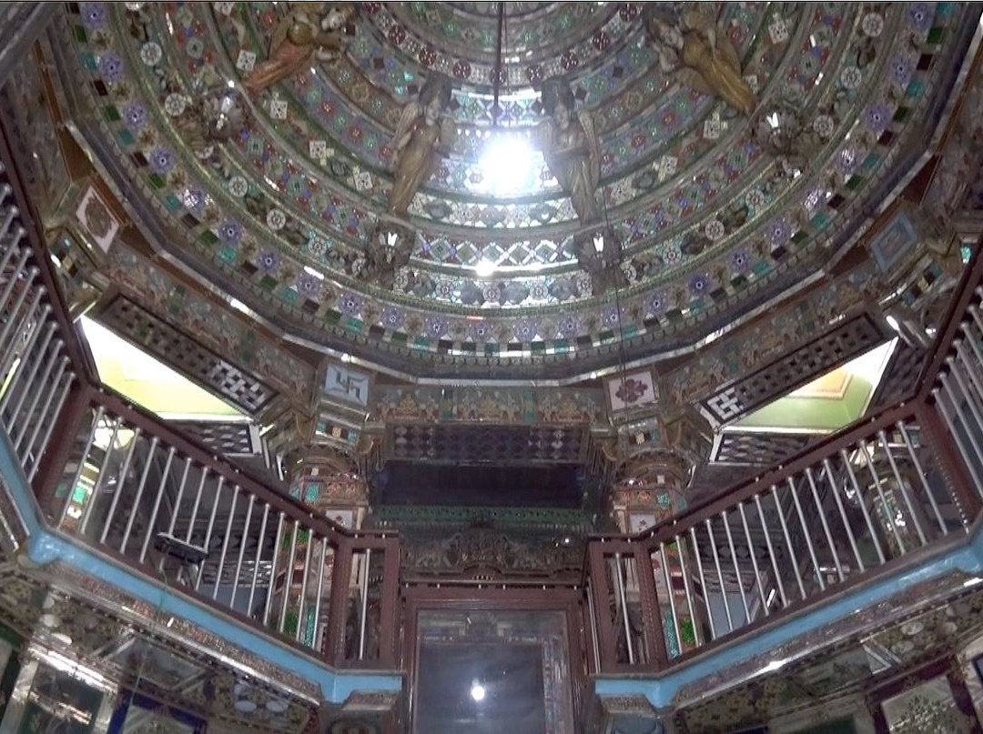 Jain Glass Temple景点图片