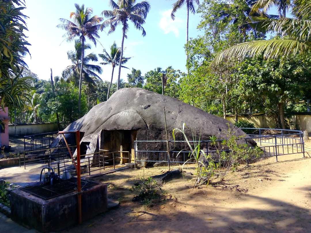 The Cave Temple at Kottukal景点图片