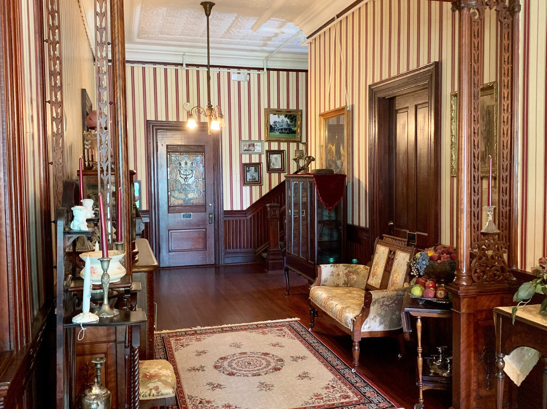 McFarlin House主图