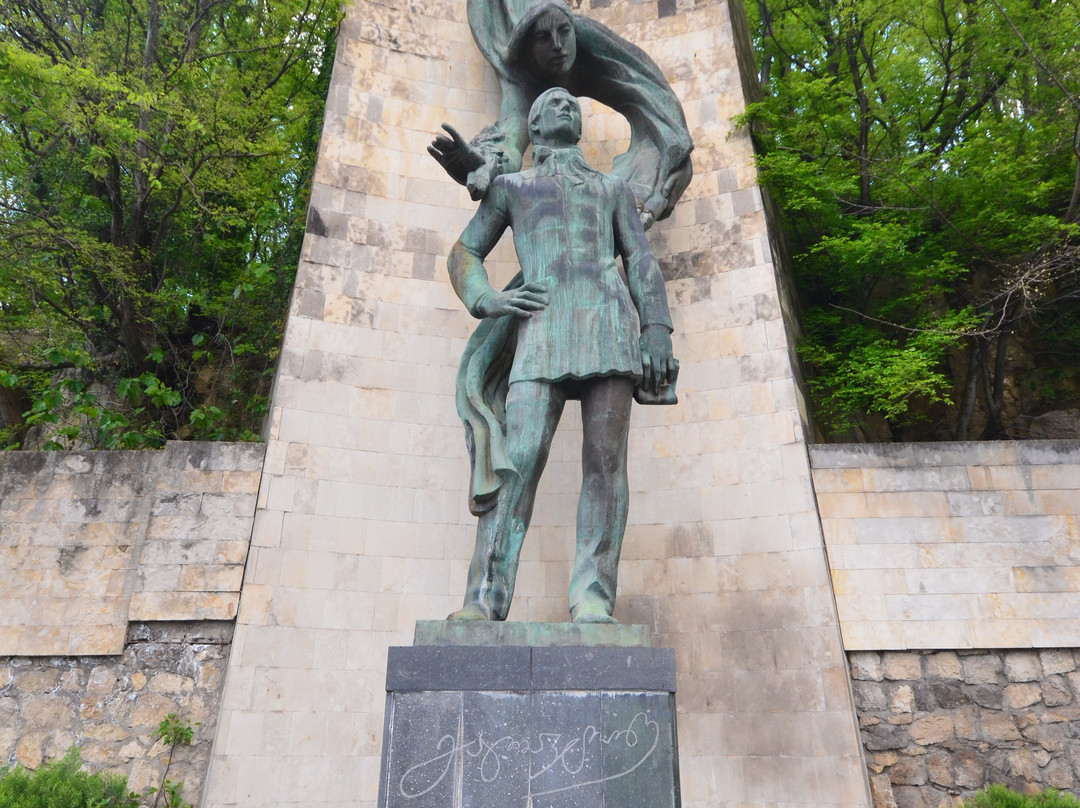 Monument to Galaktion Tabidze景点图片