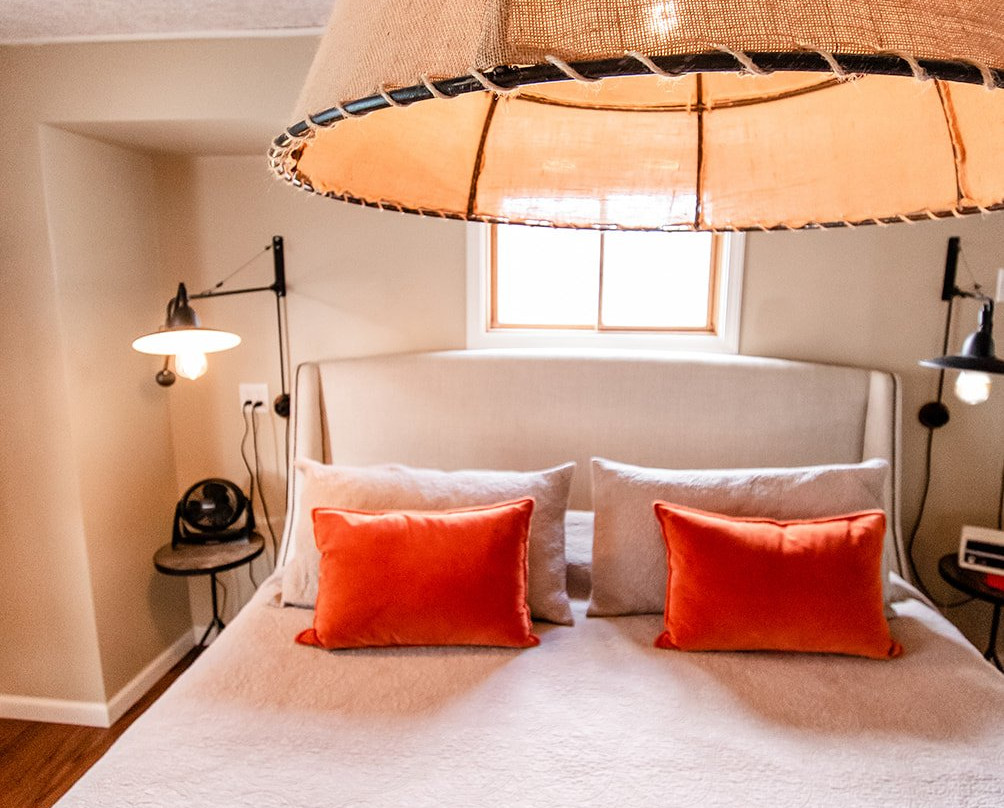 Small Batch Lodging主图