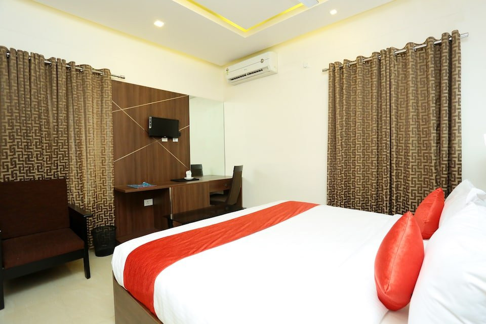 OYO 16812 Hotel Padippurayil主图