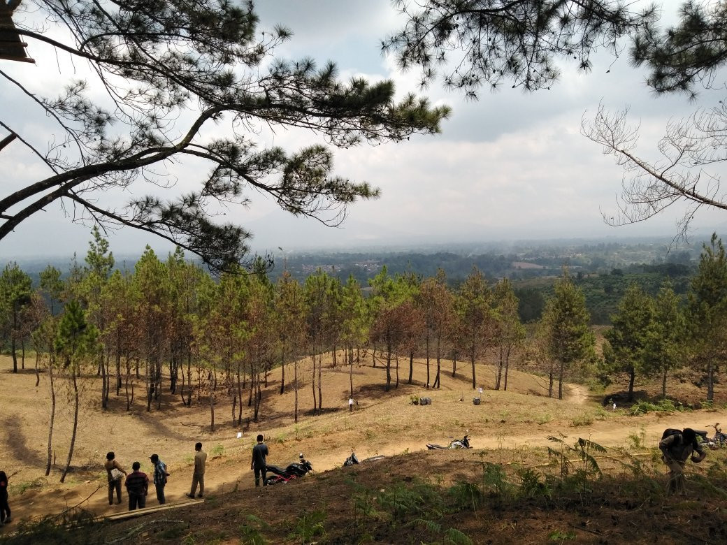 Merek旅游景点-Puncak Pelangkah Gading