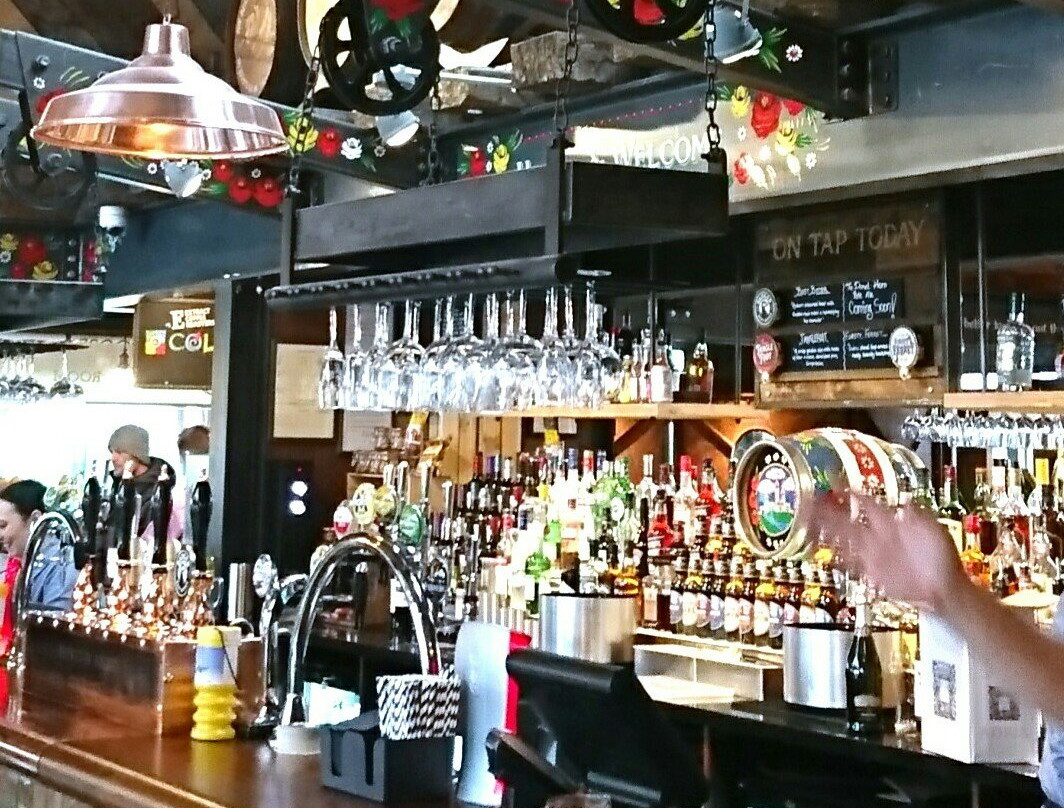 H W Davis Clothing-圣奥古斯丁必去景点