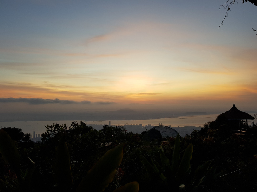 升旗山美景酒店主图