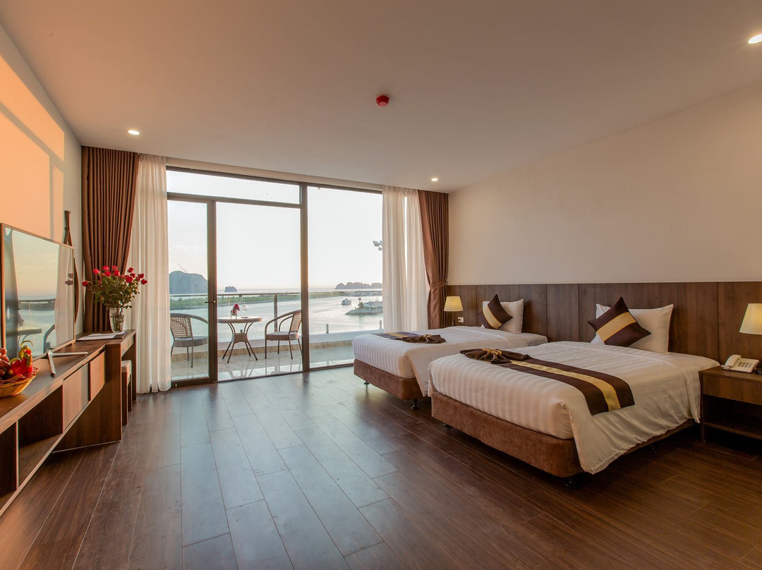 Sun Hotel in Ha Long Bay