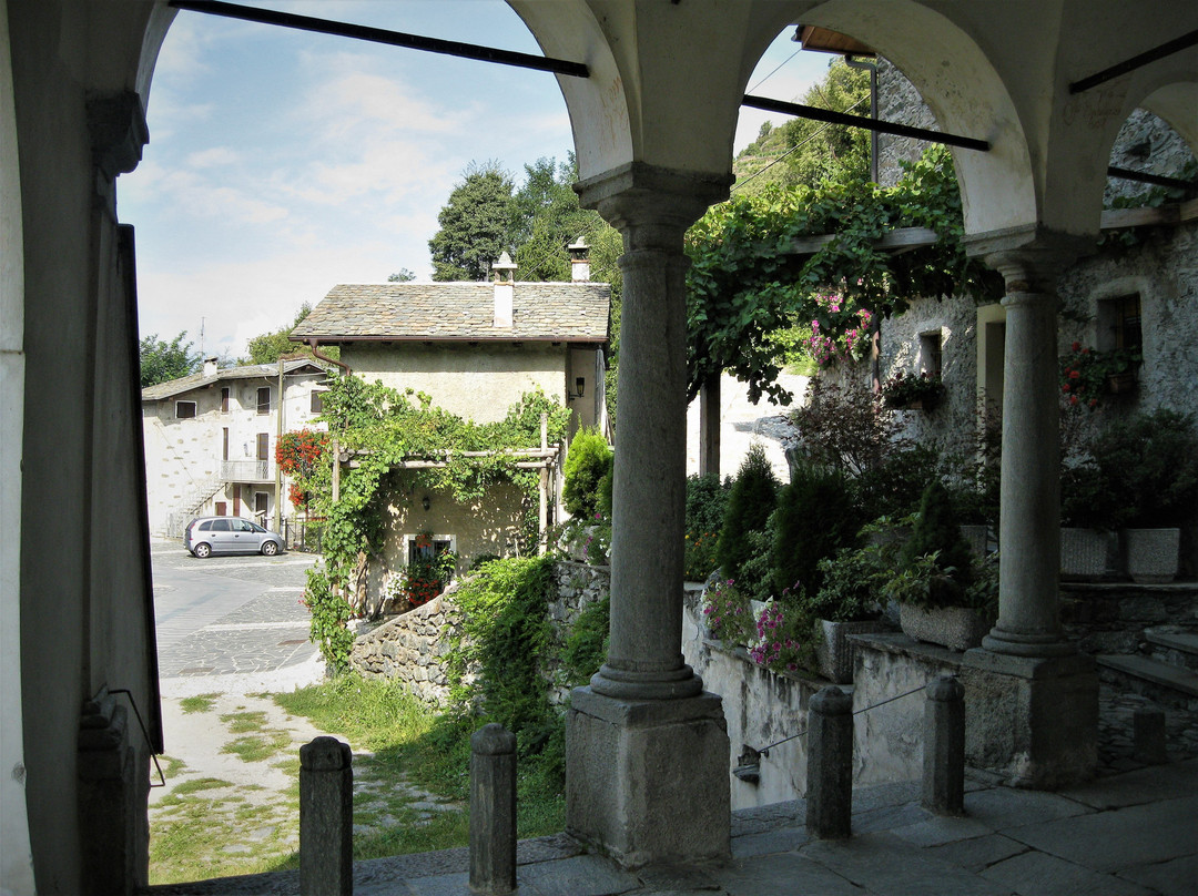 santuario della Madonna della sassella景点图片