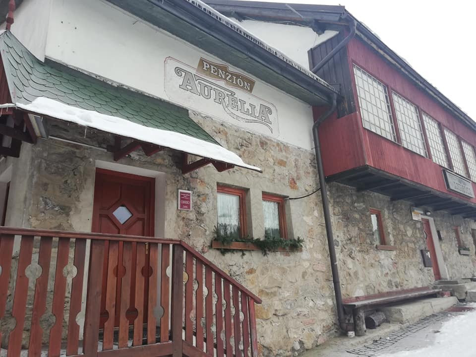 奥雷利亚旅馆