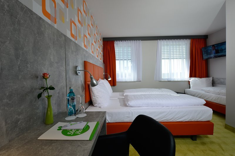 SleepySleepy Hotel Giessen主图