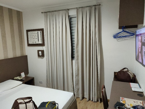 David Plaza Hotel主图