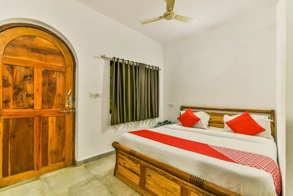 OYO 15487 Ashoka King主图