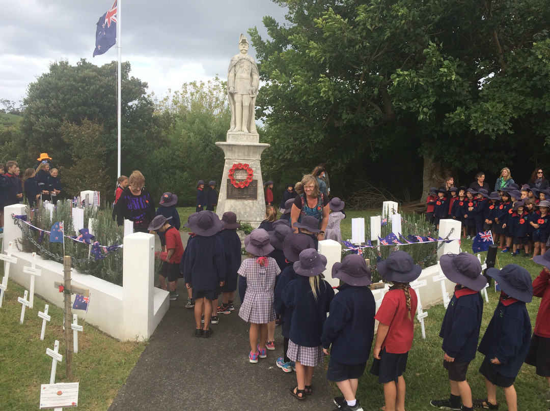 Matakana War Memorial-马塔卡纳小镇必去景点