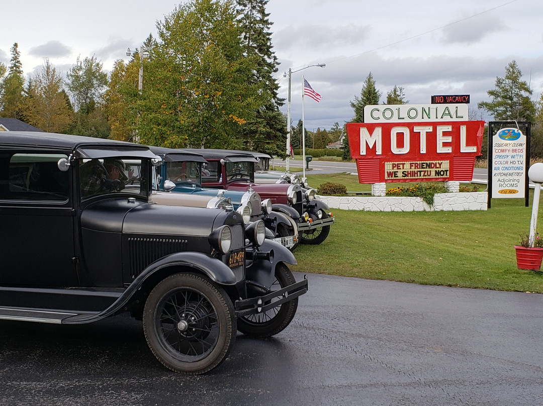 Colonial Motel主图