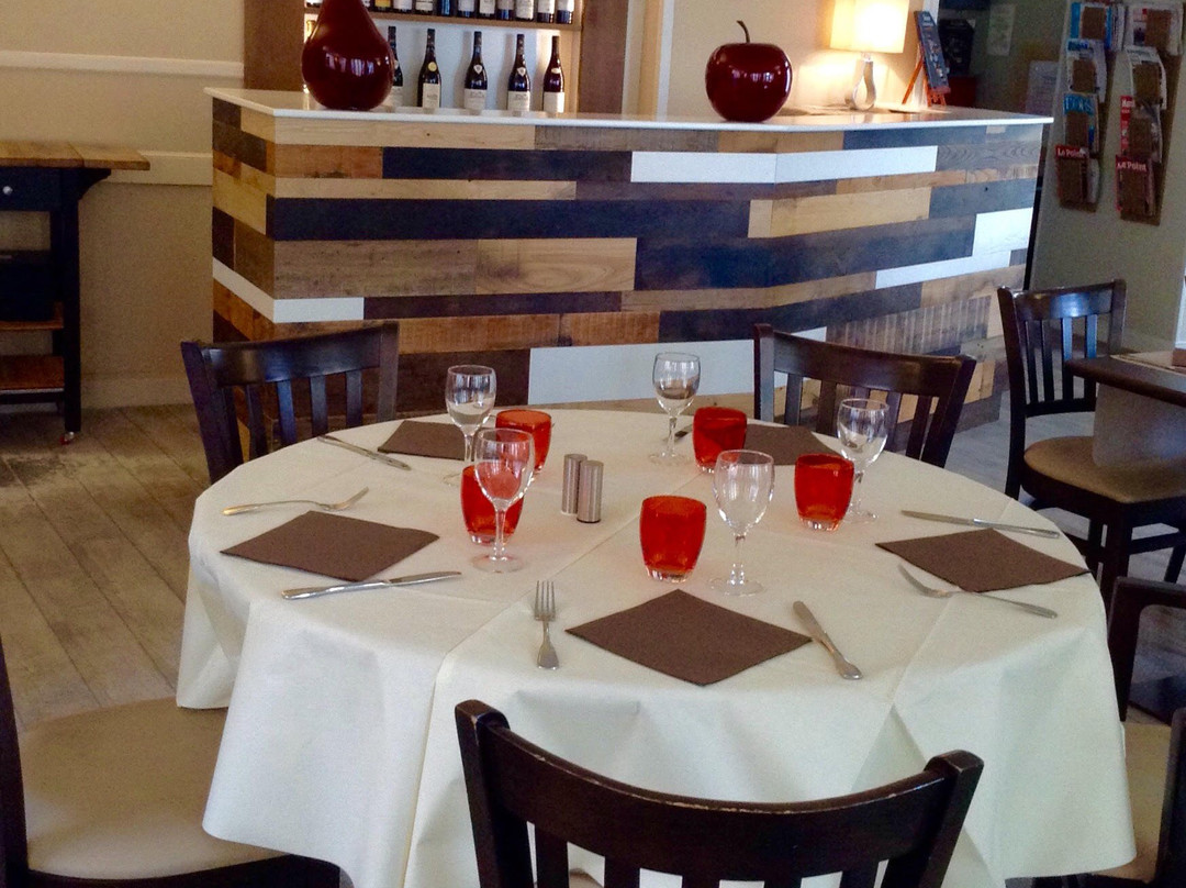 Hotel Restaurant De La Place主图