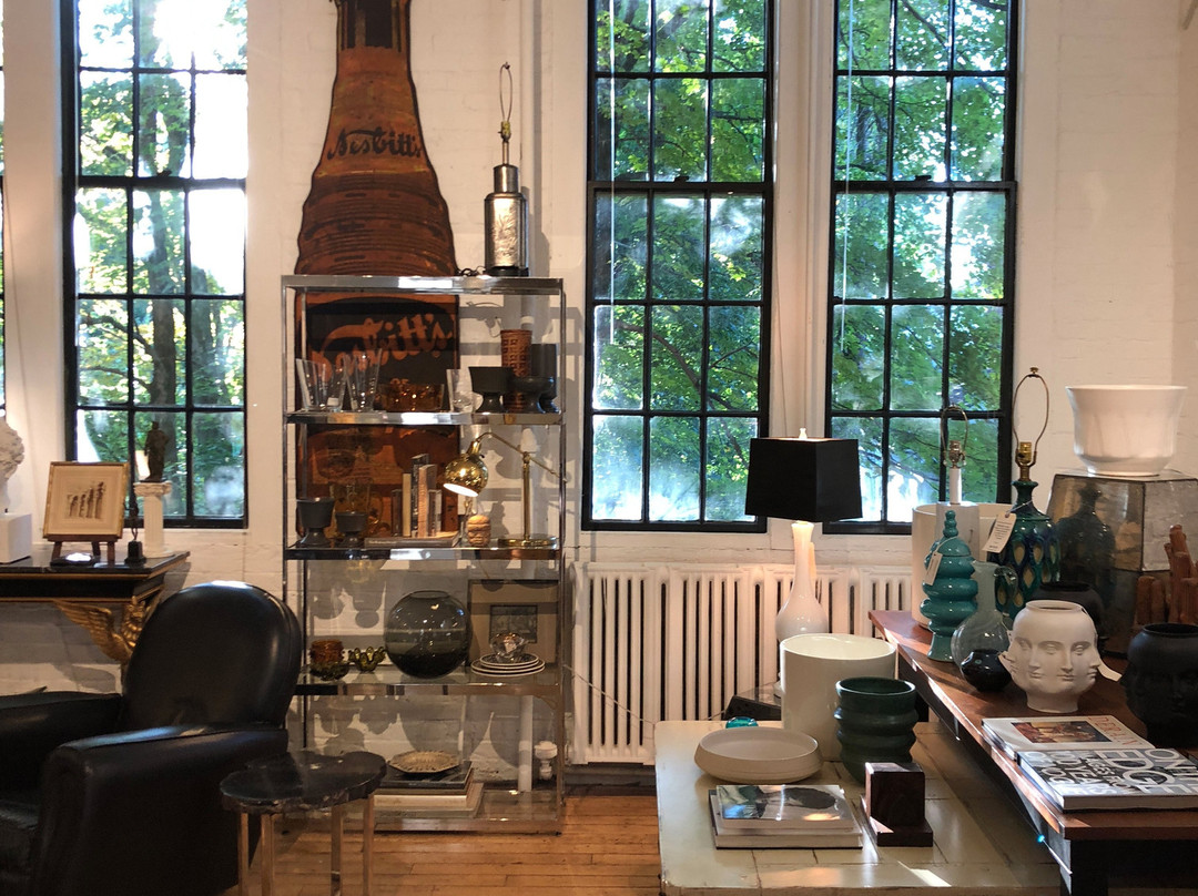 The Housatonic Trading Co.-Bantam必去景点